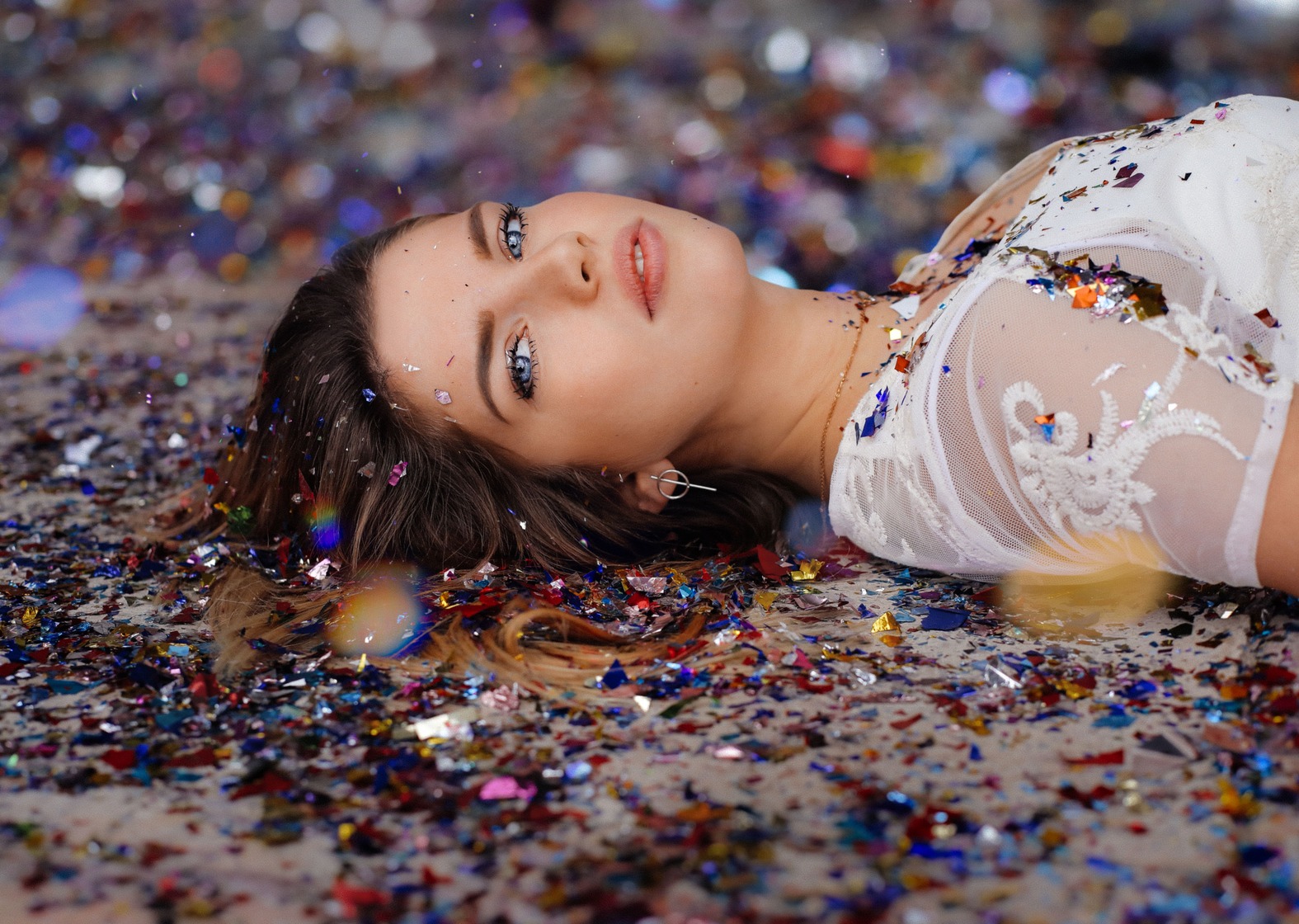 Photo professionnelle d'une jeune femme - Formation Photoshop en ligne